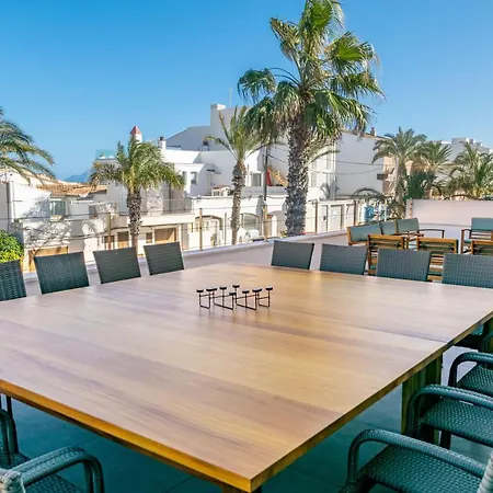 Chalet Mar 18